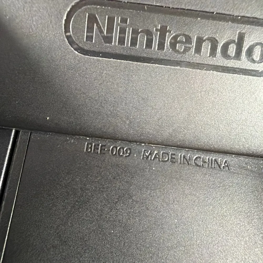 Nintendo Switch 2 Joy-Con 2 Controllers with BEE-009 Grip